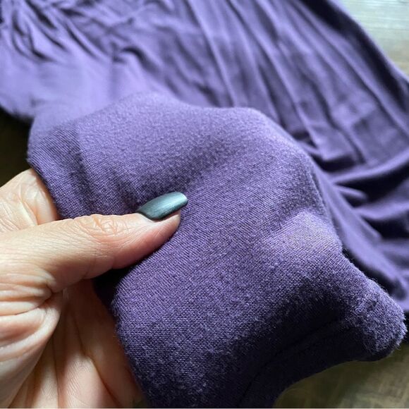 Surplice Top Cross Front Purple Plus Size 1 Feminine Stretchchy - Picture 8 of 9